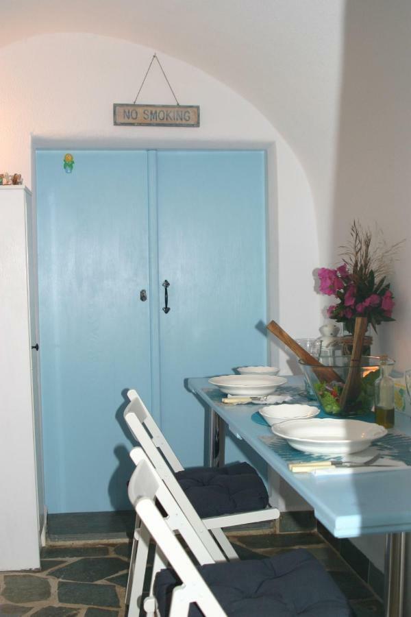 The Studio, Apartment *