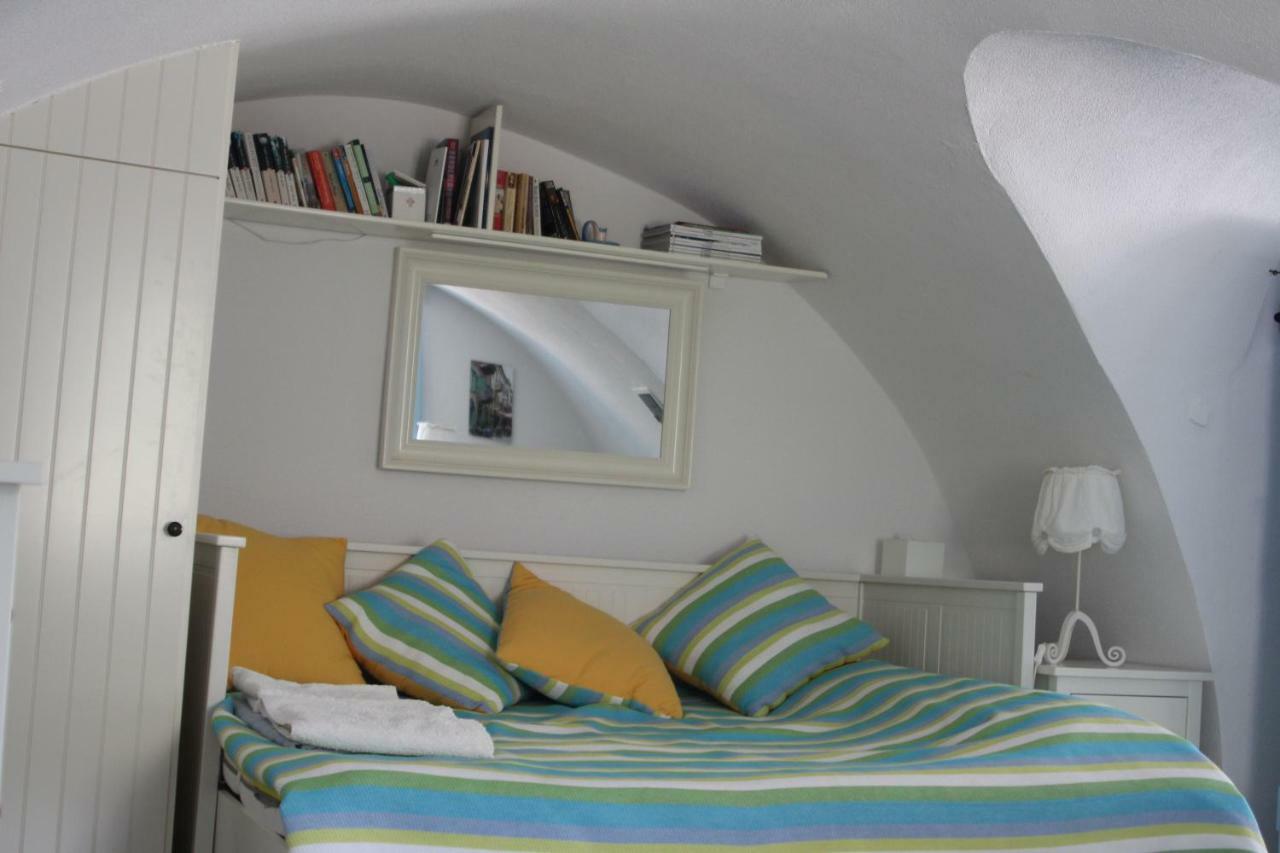 The Studio, Apartment *