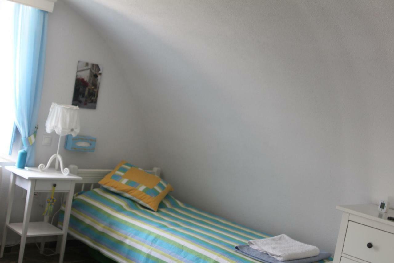 The Studio, * Leonidio